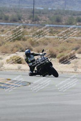 media/Oct-02-2025-Racers Edge (Thu) [[2c91cb6ab3]]/3-B Group/Session 3-Turn 16 (12pm)/